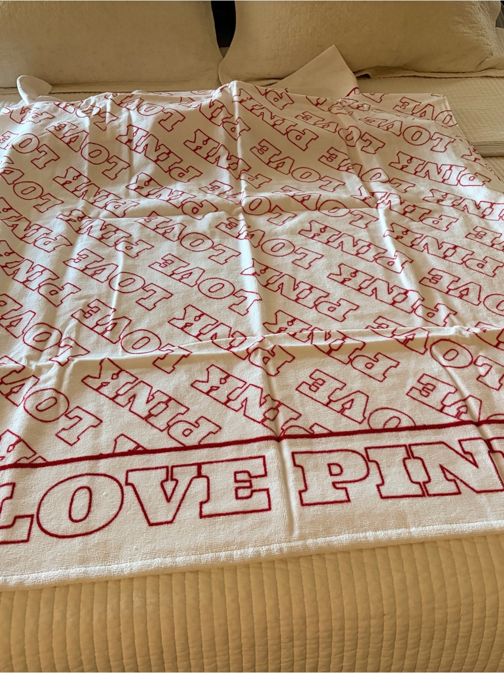 PINK Victoria's Secret White Towel with Pink Logo Pattern - Picture 3 of 4